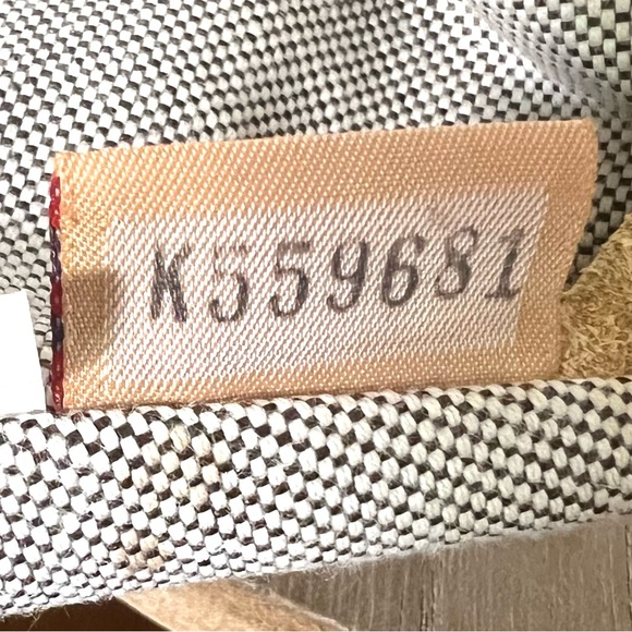 Dooney & Bourke Signature Canvas Leather Shoulder Bag Good Condition - Picture 9 of 16